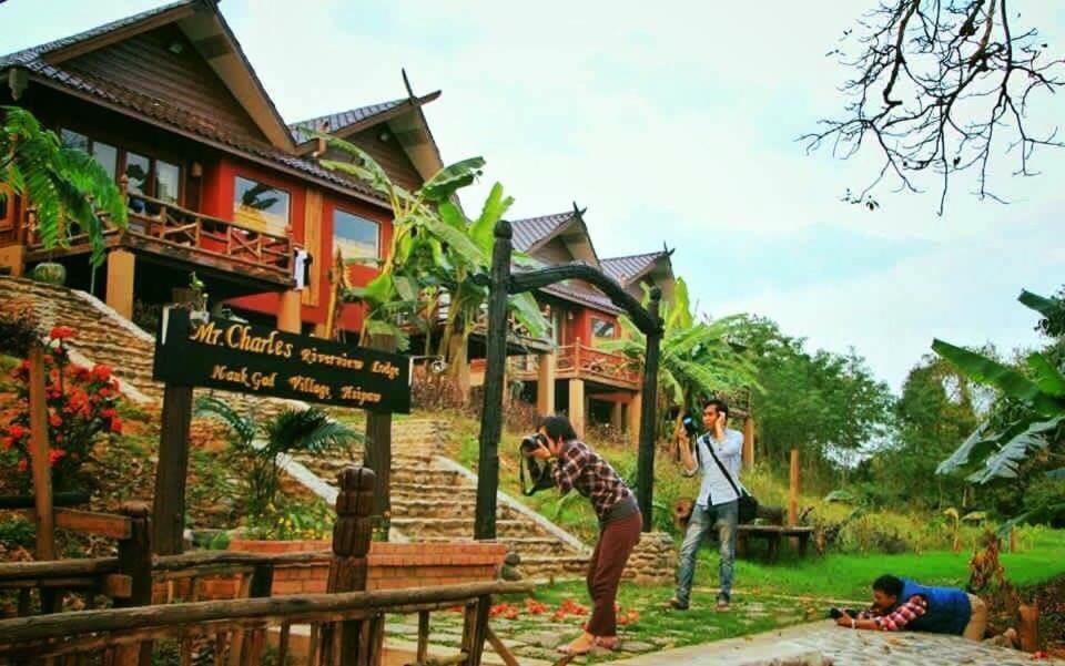 Mr Charles River View Lodge Hsipaw Exterior photo